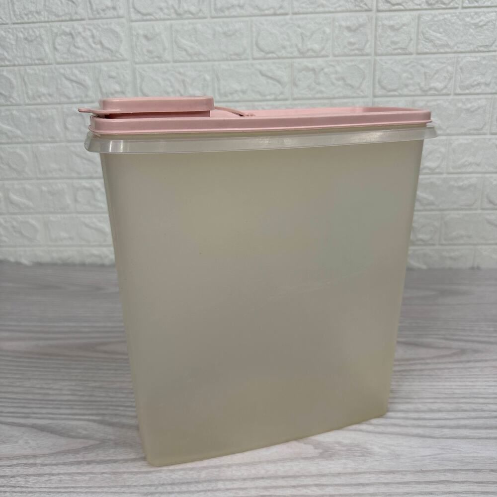 Tupperware Vtg Store N Pour Super Cereal Keeper Pink White Large Flip Top Lid